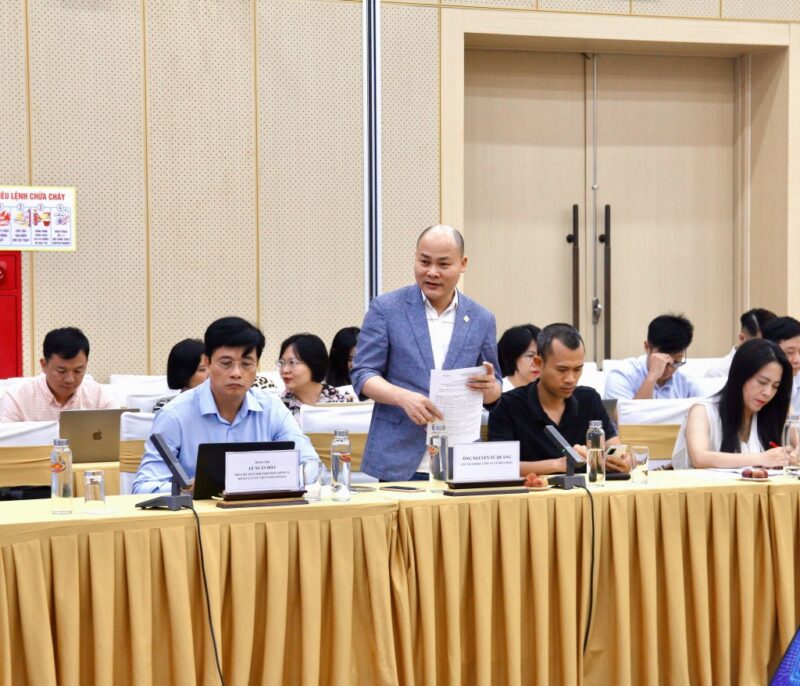 Đại biểu tham tham gia phát biểu tại Hội thảo